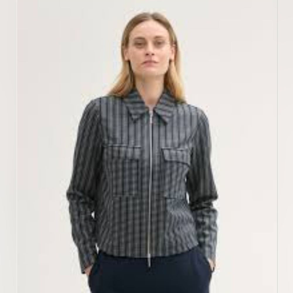 Elegant Women's Striped Jacket